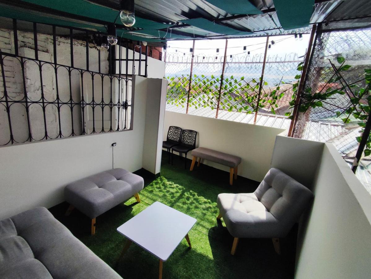 Hotel Baruch Capsula Bogotá Exterior foto